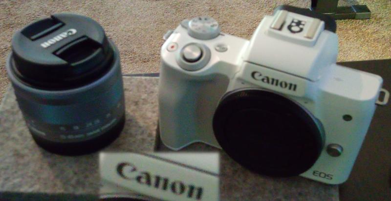 CanonEOSM50m2.jpg